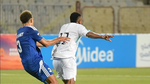 سموحة يتقدم على غزل المحلة بهدف بابا بادجي في الشوط الأول بالدوري