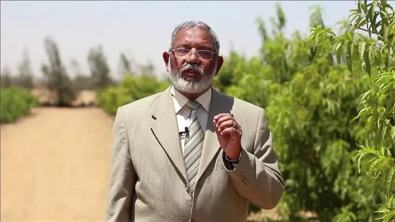 وزير الزراعة الأسبق يعلق على غلق قناة مصر الزراعية: من أغلقها لا يعرف قيمتها