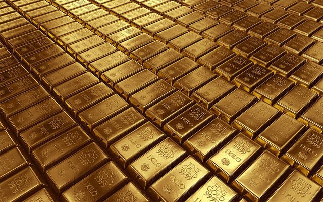 الذهب يتراجع مع صعود الدولار وترقب قرار الفيدرالي بشأن الفائدة