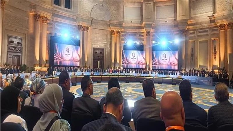 تدني جودة الحياة بالريف أبرزها، راندة المنشاوي تستعرض تحديات قطاع الإسكان والمرافق قبل 2014