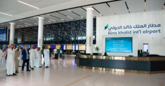 استنكار وإدانات عربية ودولية للاعتداء على مطار الملك خالد بالرياض