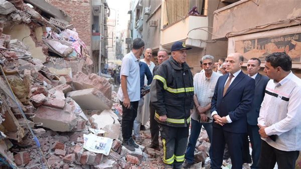 النيابة تعاين عقار حدائق القبة المنهار وتشكل لجنة هندسية للفحص