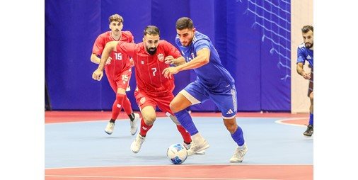 برونو يشيد بمستوى لاعبي «أزرق الصالات»