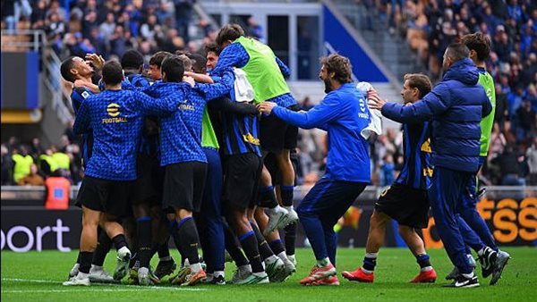 إنتر ميلان يخطف فوزًا قاتلًا من فيورنتينا ويعزز صدارته للدوري الإيطالي