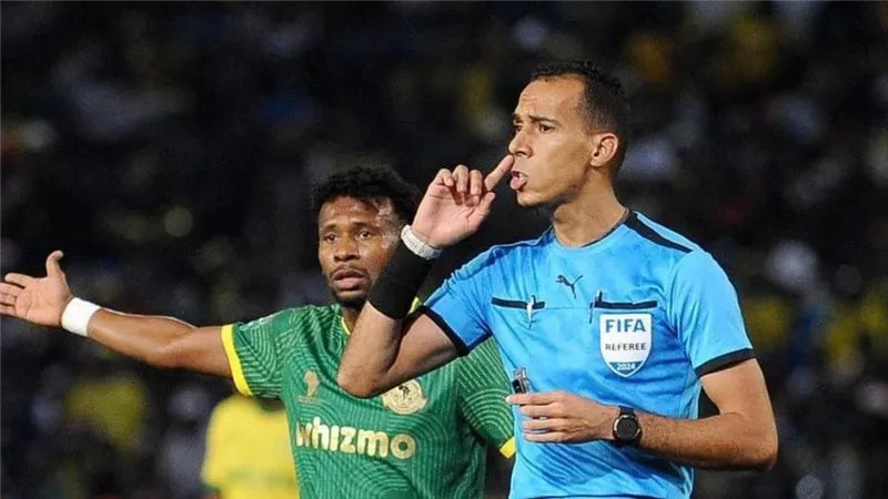 الموريتاني دحان بيدا حكما للسوبر الأفريقي بين صن داونز واتحاد العاصمة