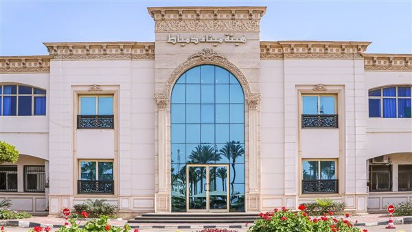 تداول 29 سفينة بضائع عامة وحاويات في ميناء دمياط