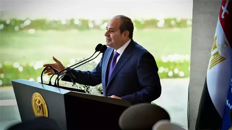 السيسي: "لو عايز تطمن على بلدك لازم تشوف القائمين عليها بيحاولوا يحلوا مشاكل كانت عسيرة ولا لأ"