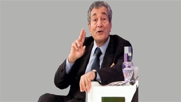"فاروق شوشة.. صوتا من ذاكرة الإذاعة المصرية" على موجات البرنامج العام غدا