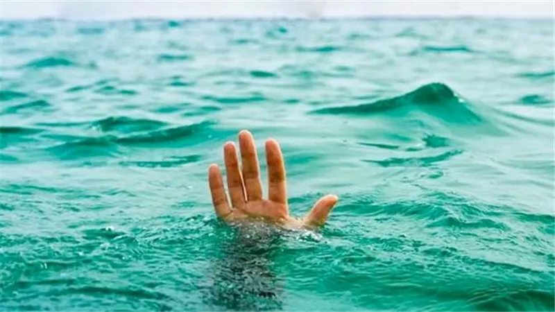 بعد غرق فتاة من ذوي الهمم بحمام سباحة نادٍ شهير، تعرف على اتهامات النيابة للمدرب
