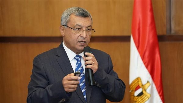 أسامة كمال يفوز برئاسة "طاقة الشيوخ" بدور الانعقاد الثانى