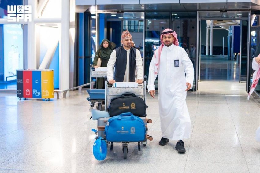 ضيوف برنامج خادم الحرمين الشريفين للعمرة والزيارة يبدأون مغادرة مكة المكرمة