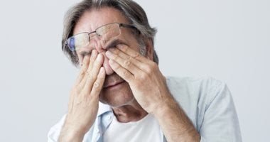 7 أخطاء يومية تؤثر سلبا على نظرك مع التقدم بالعمر.. تجنبها