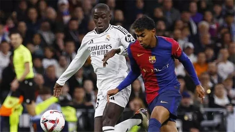 برشلونة يستقبل ريال مدريد في كلاسيكو الأرض 2026