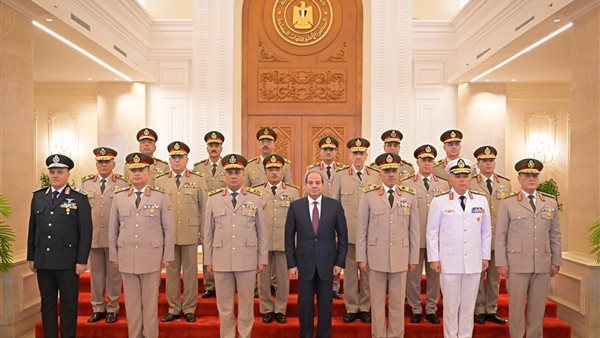 حماية حدود الدولة والحفاظ على أمنها واستقرارها، تفاصيل ترأس السيسي اجتماع المجلس الأعلى للقوات المسلحة