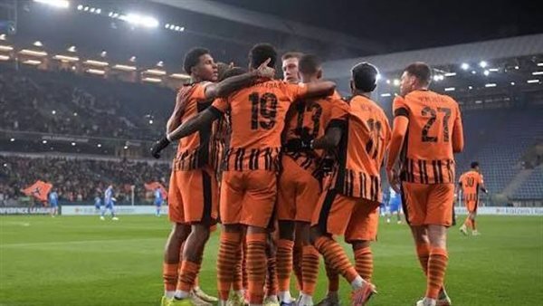 دوري أبطال أوروبا، شاختار يقلب الطاولة على أيك أثينا بثلاثية في ستامفورد