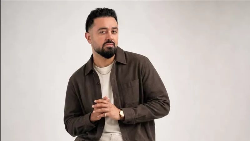 أغنية "بعد غيابه" لـ حاتم فهمي تحقق 150 ألف مشاهدة