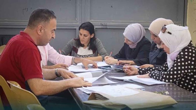 وصفوها بـ”المخجلة والصادمة”.. معلمون لـ”الوطن”: 2000 ليرة جديدة “فقط” أجرة المراقبة والتصحيح لكامل امتحانات “التاسع والثانوية”!