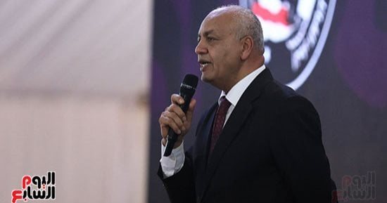 مصطفى بكرى: مصر تواجه تحديات كبرى.. والشعب يقف خلف الرئيس