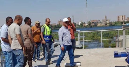 حياة كريمة في أسوان.. إعادة تأهيل 30 محطة مياه وسحب الأعمال من 17 مقاولًا