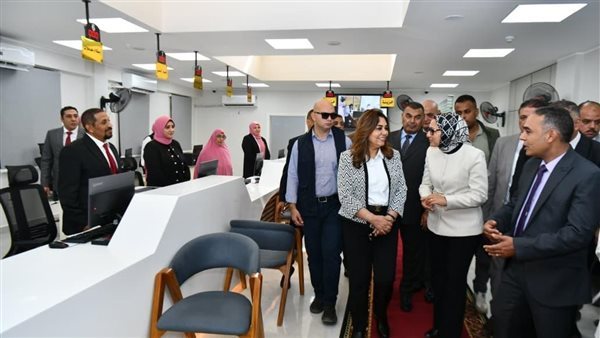 "بدل ما تروح ديوان المحافظة"، 25 خدمة حكومية بمركز الخارجة التكنولوجي بعد تطويره