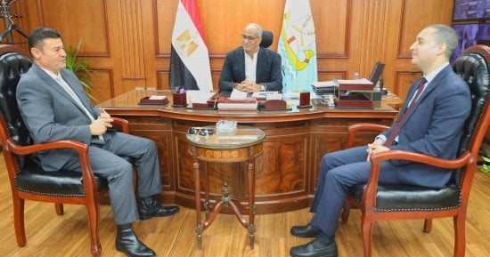 محافظ كفر الشيخ يستقبل السكرتير العام الجديد للمحافظة