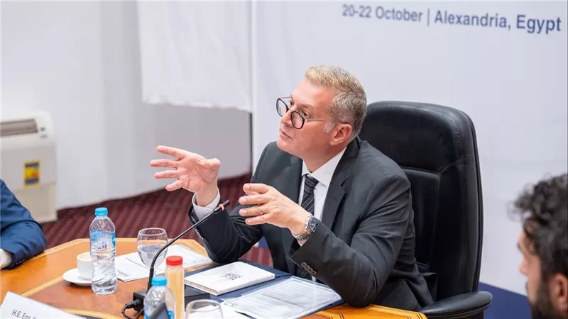 قيادات قطاع البترول تستعرض خطط زيادة الإنتاج وتعزيز أمن الطاقة أمام مؤتمر MOC 2026