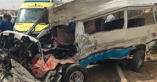 إصابة 11 عاملا فى حادث تصادم بطريق طور سيناء شرم الشيخ