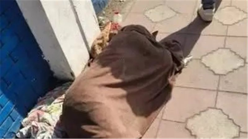 هربت بسبب سوء معاملة والدها، العثور على طفلة متغيبة من الجيزة تتسول بمصر الجديدة